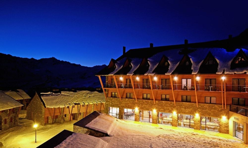 Hotel Hg Alto Aragon à Formigal Extérieur photo