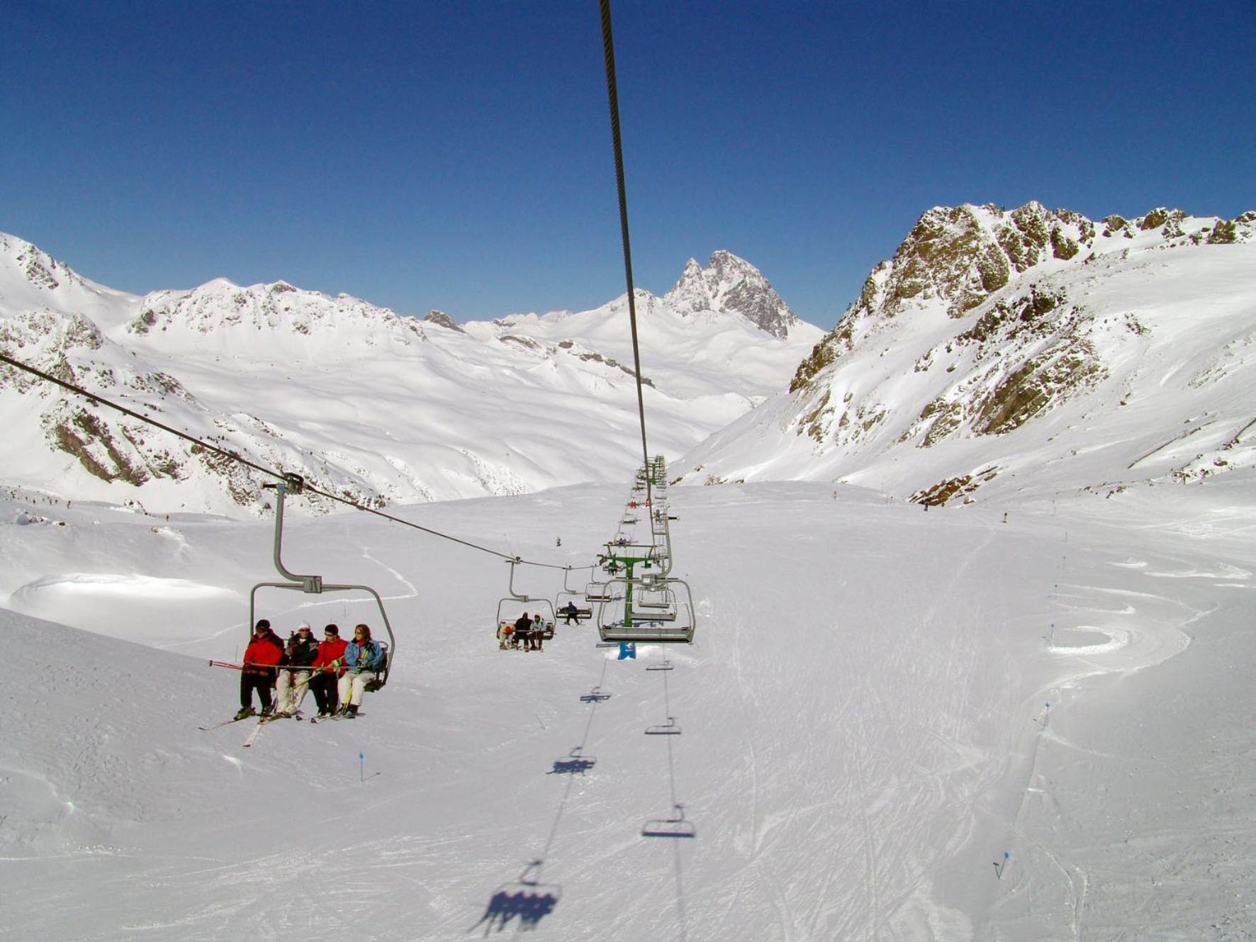 Hotel Hg Alto Aragon à Formigal Extérieur photo